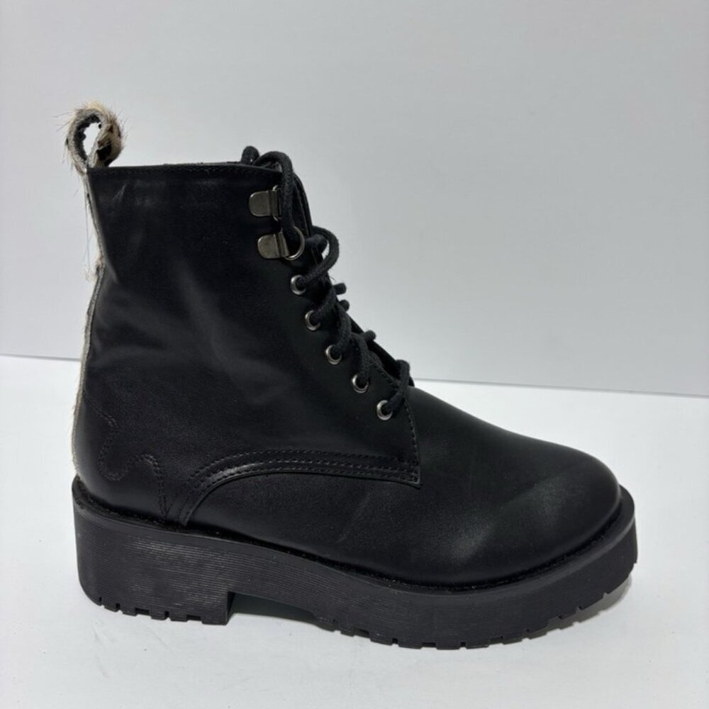 Secret Celebrity Women’s Living It Up Black Boots, Size 8 M